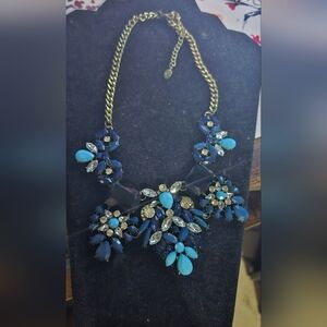 Elegant Blue and Gold Statement Necklace